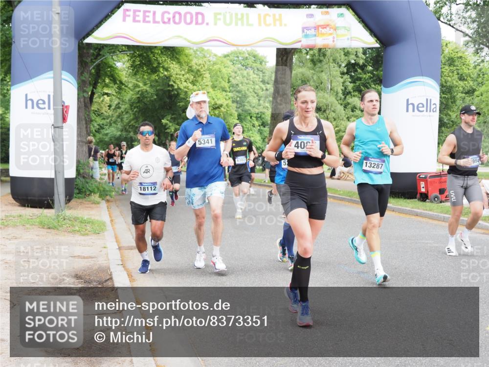 29.06.2025 - hella hamburg halbmarathon MichiJ http://msf.ph/oto/8373351 29.06.2025 10:44:59 Zwischen KM18-KM19 1595, 2282, 2907, 3251, 4088, 5277, 5341, 6104, 6281, 6302, 10020, 13287, 13664, 14914, 16910, 17531, 17782, 18068, 18112, 18762 meine-sportfotos.de