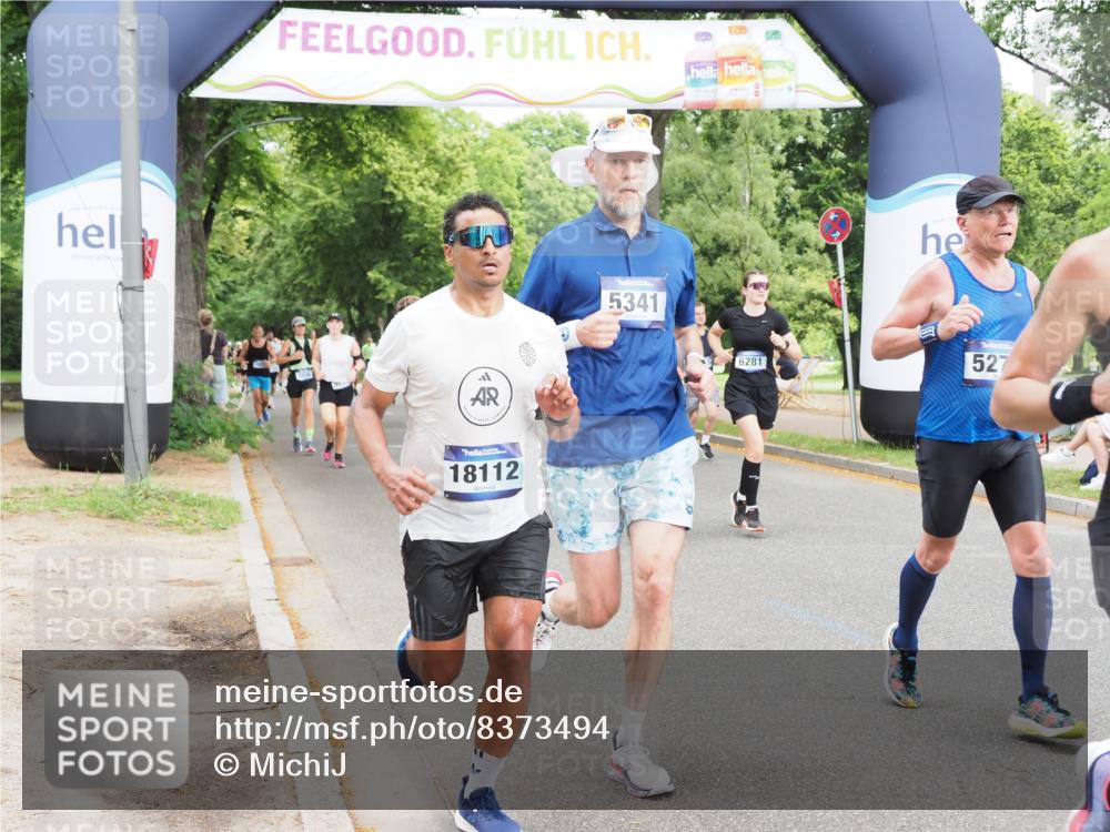 29.06.2025 - hella hamburg halbmarathon MichiJ http://msf.ph/oto/8373494 29.06.2025 10:45:00 Zwischen KM18-KM19 1595, 2907, 3251, 4088, 5277, 5341, 6104, 6281, 6302, 10020, 13287, 13664, 14914, 16910, 17531, 17782, 18068, 18112, 18762 meine-sportfotos.de