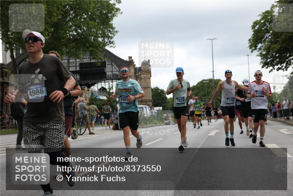 29.06.2025 - hella hamburg halbmarathon Yannick Fuchs http://msf.ph/oto/8373550 29.06.2025 10:53:50 20KM 1019, 1544, 2780, 3169, 3780, 4238, 4379, 4986, 5272, 6327, 6470, 7259, 7824, 8030, 8326, 8481, 8749, 8807, 9741, 9985, 10271, 10281, 10301, 10488, 11018, 11114, 11158, 11159, 11250, 11757, 12406, 12422, 12446, 12779, 13036, 13706, 13847, 13993, 14471, 14823, 15083, 15525, 15673, 15785, 15914, 16227, 16530, 16608, 16754, 16915, 17304, 17860, 18130, 18377, 18624, 18855, 19178 meine-sportfotos.de