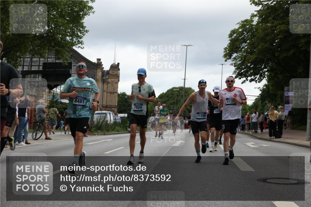29.06.2025 - hella hamburg halbmarathon Yannick Fuchs http://msf.ph/oto/8373592 29.06.2025 10:53:51 20KM 1019, 1544, 2780, 3169, 3780, 4238, 4379, 4986, 5272, 6327, 6470, 7259, 7824, 8030, 8326, 8481, 8749, 8807, 9741, 9985, 10271, 10281, 10301, 10488, 11018, 11114, 11158, 11159, 11250, 11757, 12406, 12422, 12446, 12779, 13036, 13706, 13847, 13993, 14471, 14823, 15083, 15525, 15673, 15785, 15914, 16530, 16608, 16754, 16915, 17860, 18130, 18200, 18202, 18377, 18624, 18855, 19178 meine-sportfotos.de
