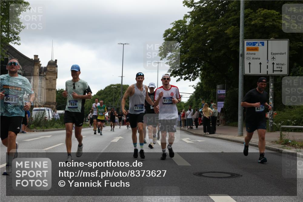 29.06.2025 - hella hamburg halbmarathon Yannick Fuchs http://msf.ph/oto/8373627 29.06.2025 10:53:51 20KM 1019, 1544, 2780, 3169, 3780, 4238, 4379, 4986, 5272, 6327, 6470, 7259, 7824, 8030, 8326, 8481, 8749, 8807, 9741, 9985, 10271, 10281, 10301, 10488, 11018, 11114, 11158, 11159, 11250, 11757, 12406, 12422, 12446, 12779, 13036, 13706, 13847, 13993, 14471, 14823, 15083, 15525, 15673, 15785, 15914, 16530, 16608, 16754, 16915, 17860, 18130, 18200, 18202, 18377, 18624, 18855, 19178 meine-sportfotos.de