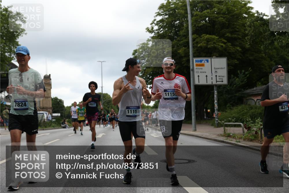 29.06.2025 - hella hamburg halbmarathon Yannick Fuchs http://msf.ph/oto/8373851 29.06.2025 10:53:52 20KM 1019, 1544, 2780, 3169, 3780, 4238, 4379, 4986, 5272, 6327, 6470, 7259, 7824, 8030, 8326, 8481, 8749, 8807, 9741, 9985, 10271, 10281, 10301, 10488, 11114, 11158, 11159, 11250, 11757, 12406, 12422, 12446, 12779, 13036, 13706, 13847, 13993, 14471, 14823, 15083, 15525, 15673, 15785, 15914, 16530, 16608, 16754, 16915, 17860, 18130, 18200, 18202, 18377, 18624, 19178 meine-sportfotos.de