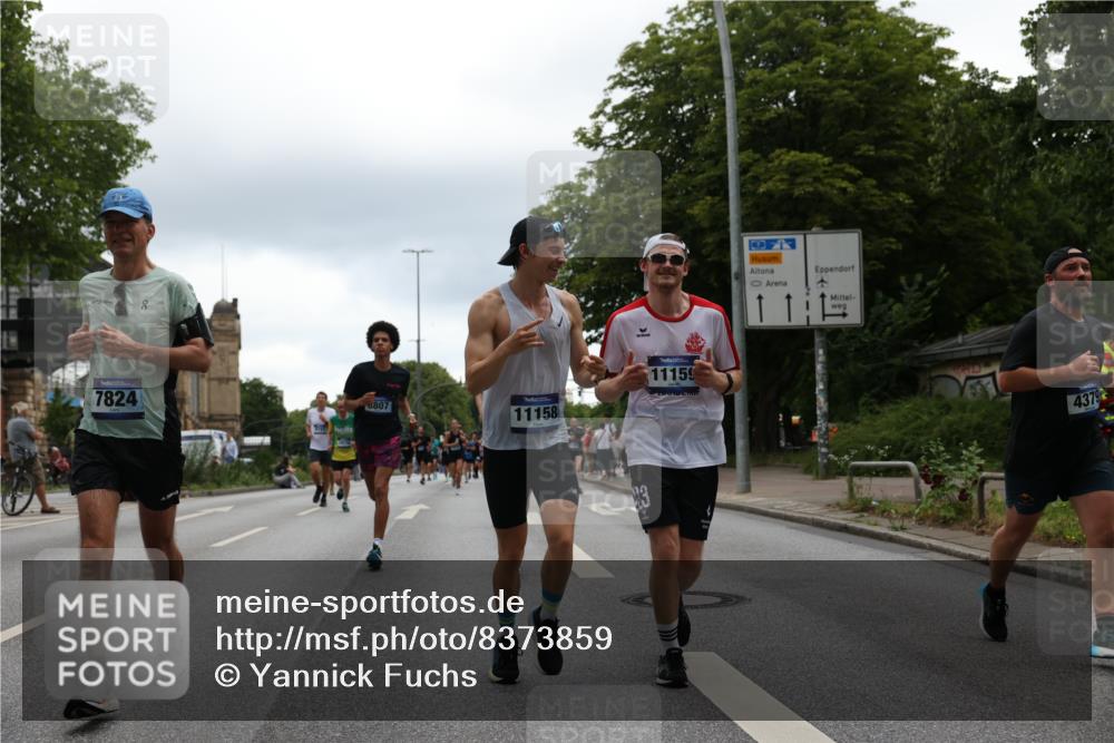 29.06.2025 - hella hamburg halbmarathon Yannick Fuchs http://msf.ph/oto/8373859 29.06.2025 10:53:52 20KM 1019, 1544, 2780, 3169, 3780, 4238, 4379, 4986, 5272, 6327, 6470, 7259, 7824, 8030, 8326, 8481, 8749, 8807, 9741, 9985, 10271, 10281, 10301, 10488, 11114, 11158, 11159, 11250, 11757, 12406, 12422, 12446, 12779, 13036, 13706, 13847, 13993, 14471, 14823, 15083, 15525, 15673, 15785, 15914, 16530, 16608, 16754, 16915, 17860, 18130, 18200, 18202, 18377, 18624, 19178 meine-sportfotos.de
