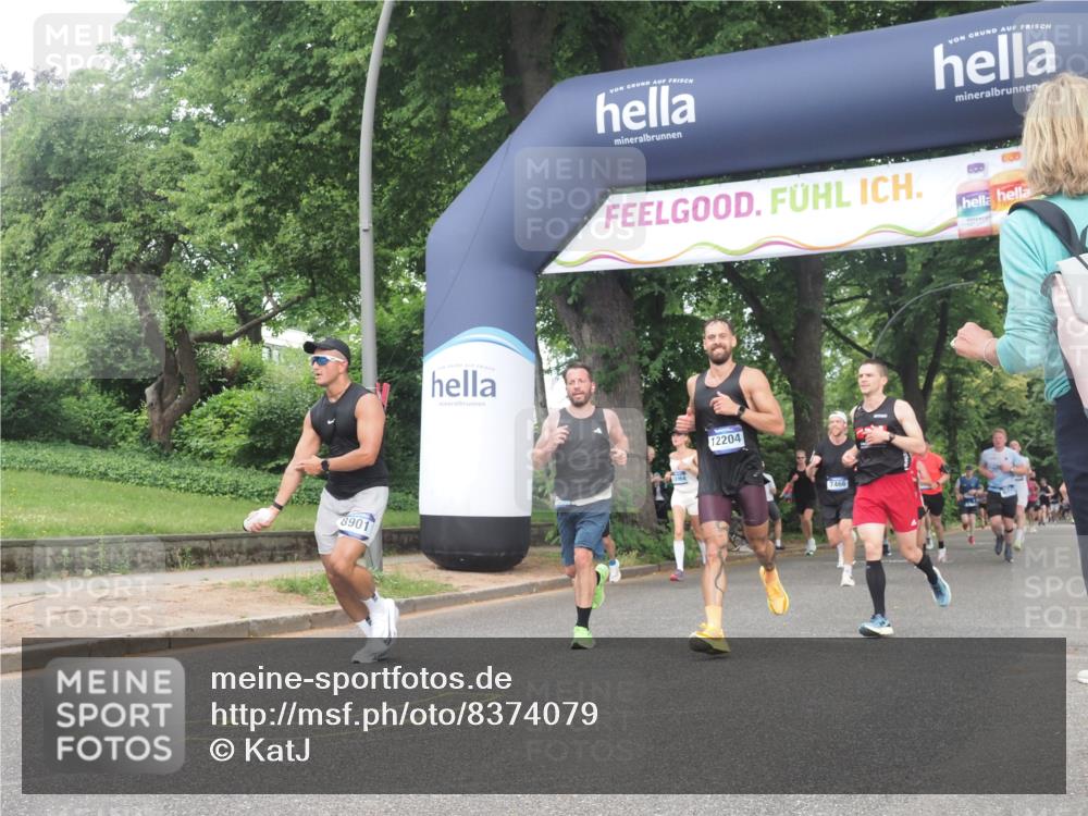 29.06.2025 - hella hamburg halbmarathon KatJ http://msf.ph/oto/8374079 29.06.2025 10:24:08 Zwischen KM18-KM19 7466, 7867 meine-sportfotos.de