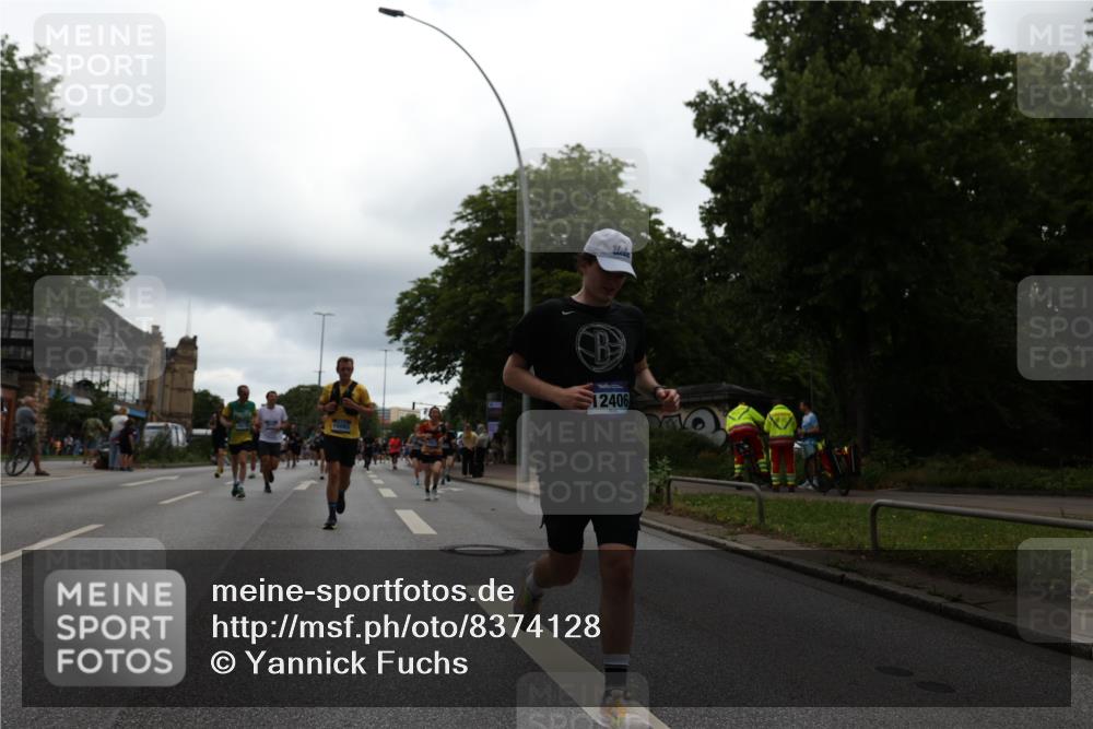 29.06.2025 - hella hamburg halbmarathon Yannick Fuchs http://msf.ph/oto/8374128 29.06.2025 10:53:54 20KM 1019, 1544, 2011, 2780, 3169, 3780, 4238, 4379, 4986, 5272, 6327, 6470, 7259, 7824, 8030, 8326, 8481, 8749, 8807, 9741, 9985, 10271, 10281, 10301, 11114, 11158, 11159, 11250, 11757, 12406, 12422, 12446, 13036, 13706, 13847, 13993, 14471, 14823, 15083, 15525, 15673, 15914, 16530, 16608, 17860, 18130, 18200, 18202, 18377, 18624, 19178 meine-sportfotos.de