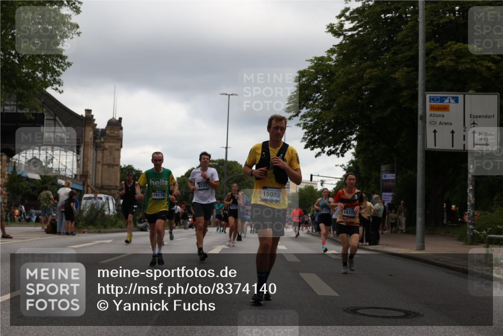 29.06.2025 - hella hamburg halbmarathon Yannick Fuchs http://msf.ph/oto/8374140 29.06.2025 10:53:55 20KM 1019, 1544, 2011, 2730, 2780, 3169, 3780, 4238, 4379, 4986, 5272, 6327, 6470, 7259, 7824, 8030, 8326, 8481, 8749, 8807, 9741, 9985, 10271, 10281, 10301, 11114, 11158, 11159, 11250, 12406, 12422, 12446, 13036, 13706, 13847, 13993, 14471, 14823, 15083, 15525, 15673, 15914, 16530, 16608, 17860, 18130, 18200, 18202, 18377, 18624, 19178 meine-sportfotos.de