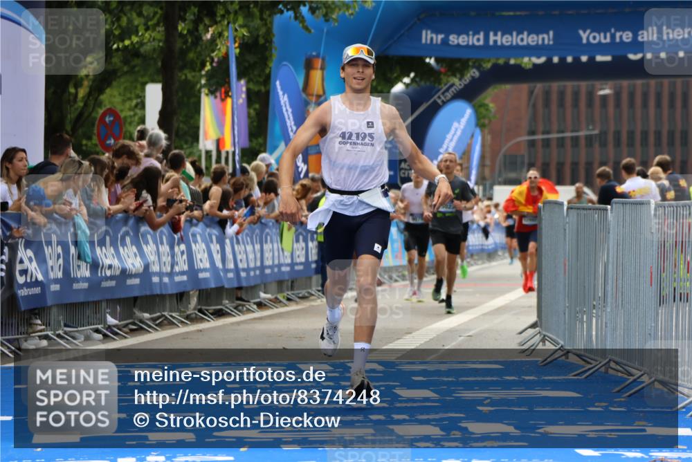 29.06.2025 - hella hamburg halbmarathon Strokosch-Dieckow http://msf.ph/oto/8374248 29.06.2025 10:26:47 Ziel 1065, 5344, 10848, 15023, 19076 meine-sportfotos.de