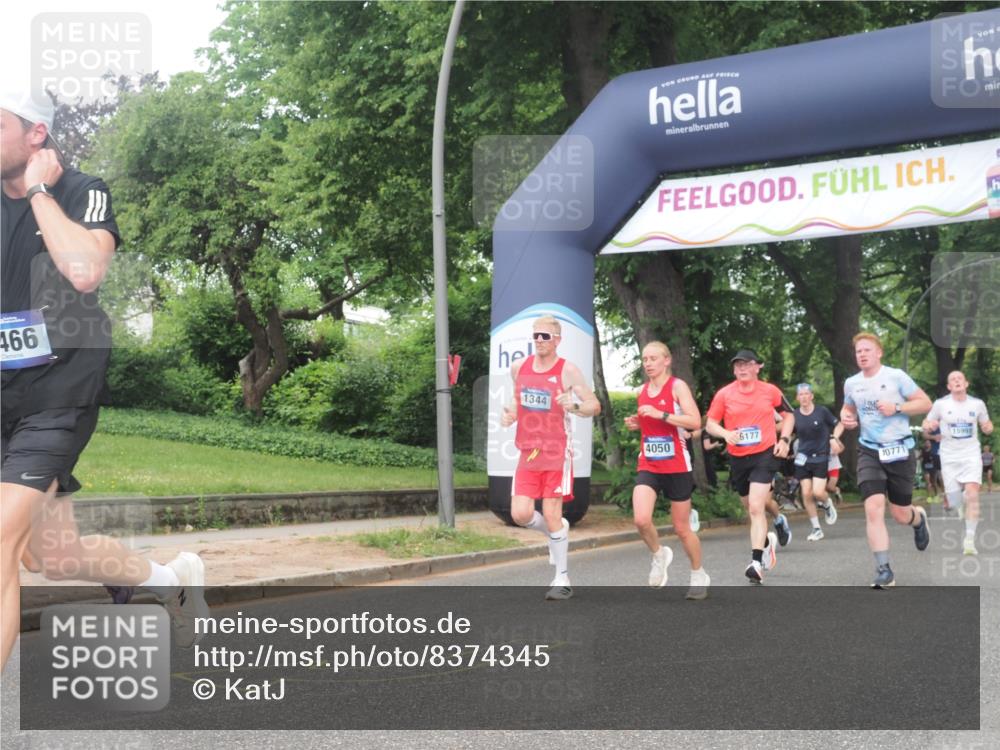 29.06.2025 - hella hamburg halbmarathon KatJ http://msf.ph/oto/8374345 29.06.2025 10:24:11 Zwischen KM18-KM19 1344, 4050, 4740, 7466, 7867 meine-sportfotos.de