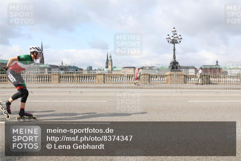 29.06.2025 - hella hamburg halbmarathon Lena Gebhardt http://msf.ph/oto/8374347 29.06.2025 08:51:14 Lombardsbrücke 345 meine-sportfotos.de