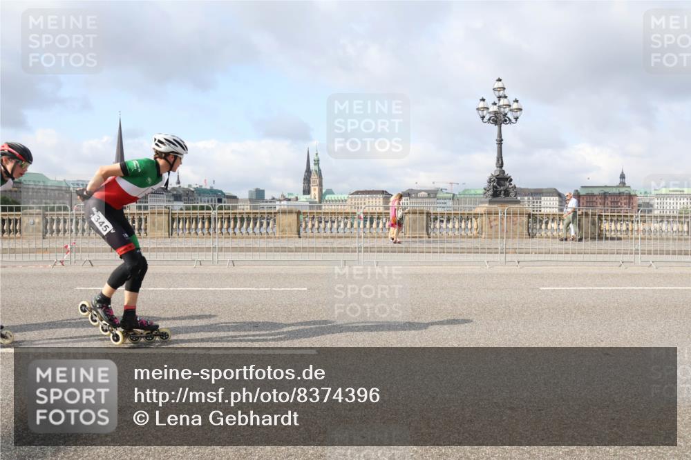 29.06.2025 - hella hamburg halbmarathon Lena Gebhardt http://msf.ph/oto/8374396 29.06.2025 08:51:14 Lombardsbrücke 345 meine-sportfotos.de