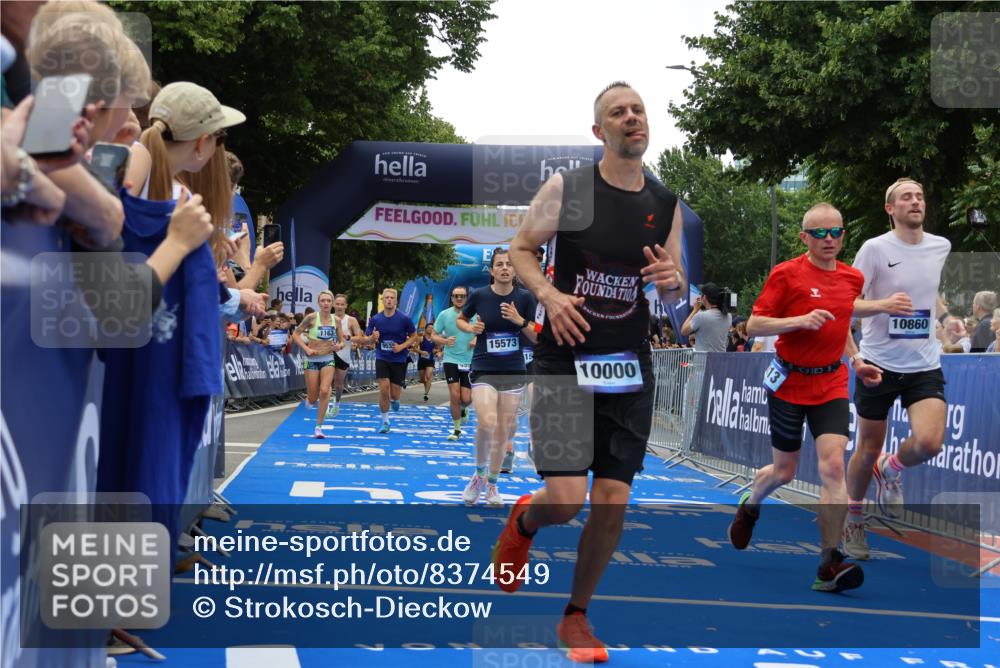 29.06.2025 - hella hamburg halbmarathon Strokosch-Dieckow http://msf.ph/oto/8374549 29.06.2025 10:48:32 Ziel 1163, 1176, 2213, 4553, 5421, 9262, 9538, 10000, 10859, 10860, 11451, 11579, 12149, 12690, 12840, 13962, 14033, 14511, 14990, 15573, 15808, 15917, 17395, 17855, 18251, 18790, 18815, 18923 meine-sportfotos.de