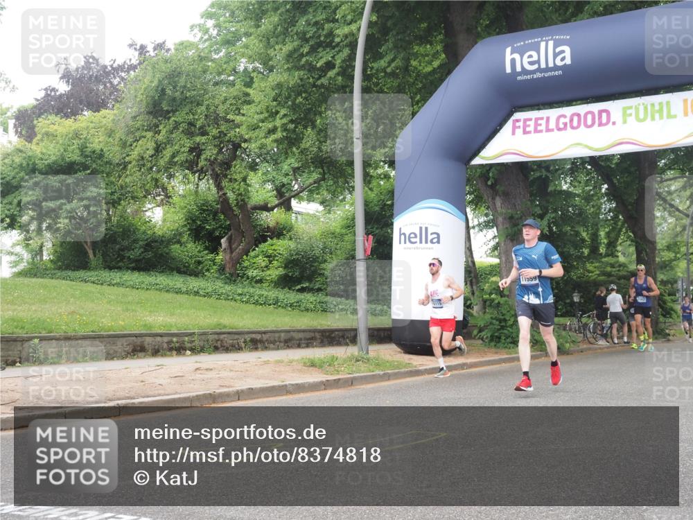 29.06.2025 - hella hamburg halbmarathon KatJ http://msf.ph/oto/8374818 29.06.2025 10:24:15 Zwischen KM18-KM19 1344, 4050, 4740, 7466 meine-sportfotos.de