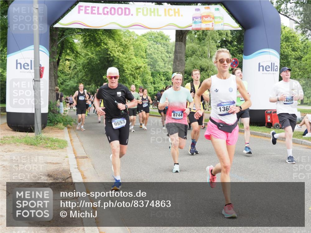 29.06.2025 - hella hamburg halbmarathon MichiJ http://msf.ph/oto/8374863 29.06.2025 10:45:15 Zwischen KM18-KM19 4319, 4379, 4708, 6147, 6531, 8744, 9553, 9555, 10518, 10587, 10896, 12879, 13654, 13761, 14928, 15083, 15229, 16206 meine-sportfotos.de