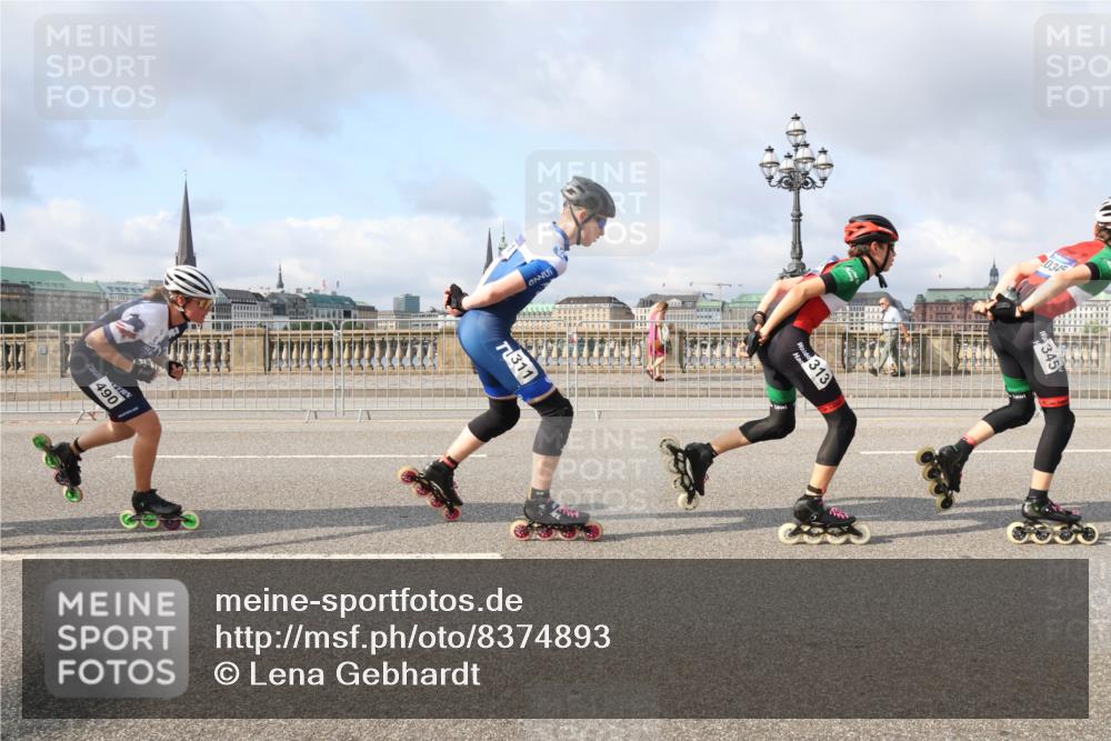 29.06.2025 - hella hamburg halbmarathon Lena Gebhardt http://msf.ph/oto/8374893 29.06.2025 08:51:15 Lombardsbrücke 490, 311, 313, 0345, 345 meine-sportfotos.de