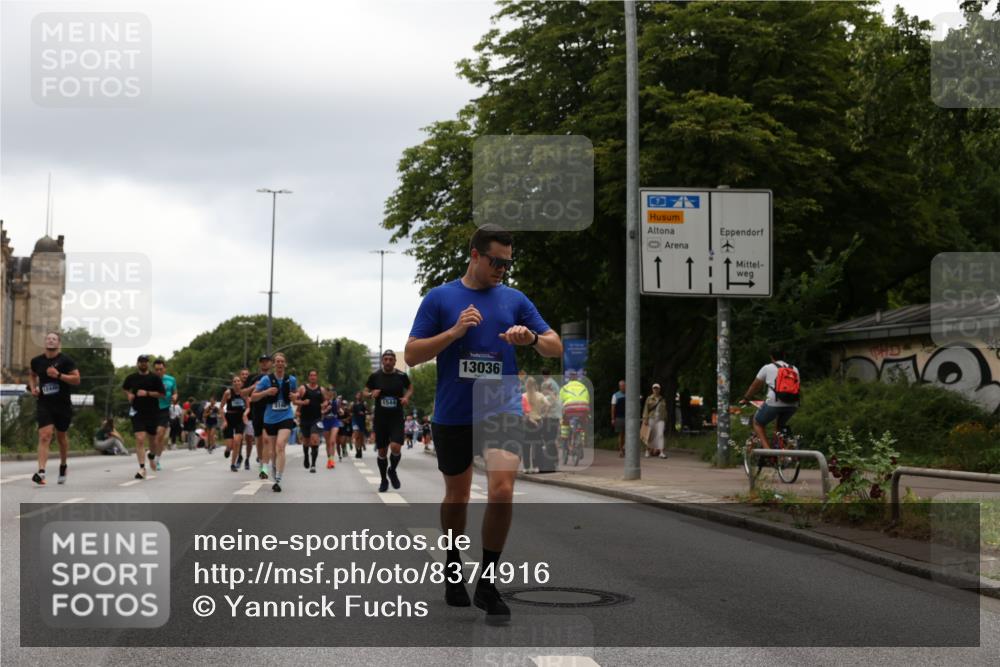 29.06.2025 - hella hamburg halbmarathon Yannick Fuchs http://msf.ph/oto/8374916 29.06.2025 10:54:00 20KM 1019, 1544, 2011, 2091, 2167, 2730, 3169, 3780, 4379, 5272, 6327, 6470, 7259, 7824, 8481, 8749, 9006, 9434, 9741, 10271, 10281, 10301, 11158, 11159, 11250, 12406, 12422, 12446, 13036, 13847, 13993, 14471, 14823, 15083, 15525, 15673, 15901, 15914, 16439, 16608, 17860, 18130, 18200, 18202, 18377, 18624, 19178 meine-sportfotos.de