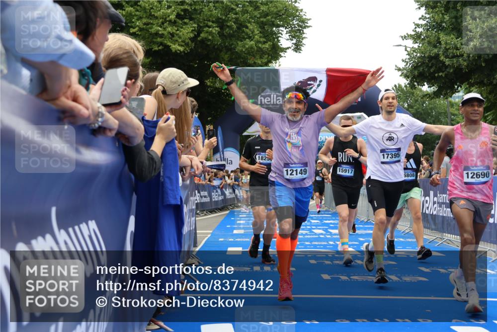 29.06.2025 - hella hamburg halbmarathon Strokosch-Dieckow http://msf.ph/oto/8374942 29.06.2025 10:48:30 Ziel 1163, 1176, 2213, 3747, 4553, 5362, 5421, 6081, 9262, 9538, 10000, 10859, 10860, 11451, 11579, 12149, 12549, 12690, 12840, 13962, 14033, 14990, 15573, 15808, 15917, 17395, 17855, 18251, 18790, 18815, 18923 meine-sportfotos.de