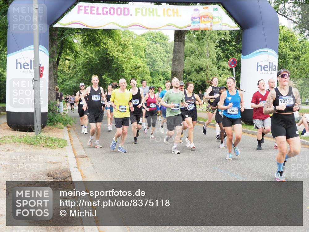 29.06.2025 - hella hamburg halbmarathon MichiJ http://msf.ph/oto/8375118 29.06.2025 10:45:17 Zwischen KM18-KM19 1319, 4319, 4379, 4708, 5084, 6138, 6147, 6531, 8744, 9553, 9555, 10518, 10587, 11846, 12879, 13407, 13654, 13761, 14928, 15083, 15217, 15229, 15434, 16189, 16206, 16608 meine-sportfotos.de