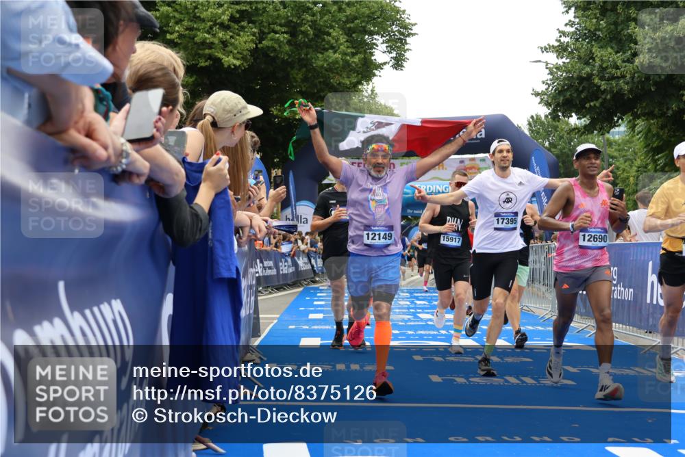 29.06.2025 - hella hamburg halbmarathon Strokosch-Dieckow http://msf.ph/oto/8375126 29.06.2025 10:48:30 Ziel 1163, 1176, 2213, 3747, 4553, 5362, 5421, 6081, 9262, 9538, 10000, 10859, 10860, 11451, 11579, 12149, 12549, 12690, 12840, 13962, 14033, 14990, 15573, 15808, 15917, 17395, 17855, 18251, 18790, 18815, 18923 meine-sportfotos.de