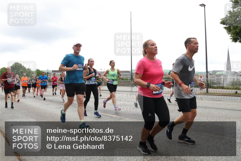 29.06.2025 - hella hamburg halbmarathon Lena Gebhardt http://msf.ph/oto/8375142 29.06.2025 10:49:10 Lombardsbrücke 0906, 300, 8016, 15100, 359, 541, 1525, 2067, 2160, 2395, 2437, 2438, 2527, 2541, 2713, 2792, 2927, 3070, 3086, 3183, 3215, 3232, 3253, 3383, 4403, 4525, 4527, 4589, 4769, 4809, 5010, 5106, 5118, 5463, 5479, 5480, 5551, 6015, 6437, 6566, 6979, 6989, 7062, 7203, 7301, 7931, 7936, 8549, 9245, 9261, 9341, 9359, 9552, 10033, 10038, 10081, 10130, 10333, 10366, 10479, 10524, 10654, 10656, 10782, 10785, 11000, 11031, 11192, 11364, 11365, 11558 meine-sportfotos.de