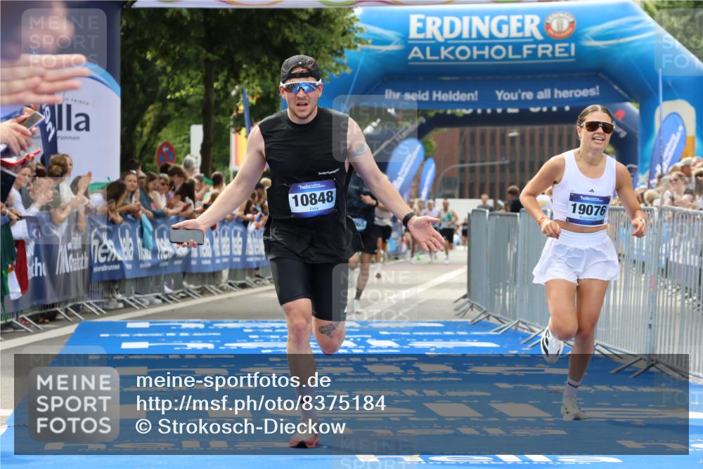 29.06.2025 - hella hamburg halbmarathon Strokosch-Dieckow http://msf.ph/oto/8375184 29.06.2025 10:26:40 Ziel 1065, 1577, 9565, 10848, 19076 meine-sportfotos.de