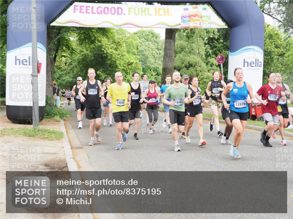 29.06.2025 - hella hamburg halbmarathon MichiJ http://msf.ph/oto/8375195 29.06.2025 10:45:17 Zwischen KM18-KM19 1319, 4319, 4379, 4708, 5084, 6138, 6147, 6531, 8744, 9553, 9555, 10518, 10587, 11846, 12879, 13407, 13654, 13761, 14928, 15083, 15217, 15229, 15434, 16189, 16206, 16608 meine-sportfotos.de