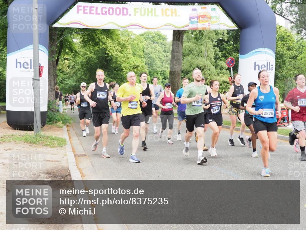 29.06.2025 - hella hamburg halbmarathon MichiJ http://msf.ph/oto/8375235 29.06.2025 10:45:17 Zwischen KM18-KM19 1319, 4319, 4379, 4708, 5084, 6138, 6147, 6531, 8744, 9553, 9555, 10518, 10587, 11846, 12879, 13407, 13654, 13761, 14928, 15083, 15217, 15229, 15434, 16189, 16206, 16608 meine-sportfotos.de