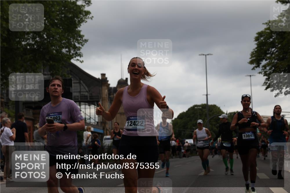 29.06.2025 - hella hamburg halbmarathon Yannick Fuchs http://msf.ph/oto/8375355 29.06.2025 10:54:09 20KM 1019, 1544, 2011, 2091, 2167, 2730, 3169, 3780, 4013, 5272, 6470, 7259, 8509, 8749, 9006, 9434, 10271, 10281, 10301, 12422, 12446, 13847, 13993, 14224, 14577, 14823, 15344, 15673, 15901, 16439, 16608, 17825, 18130, 18200, 18202, 18254, 18624, 18701, 19159 meine-sportfotos.de