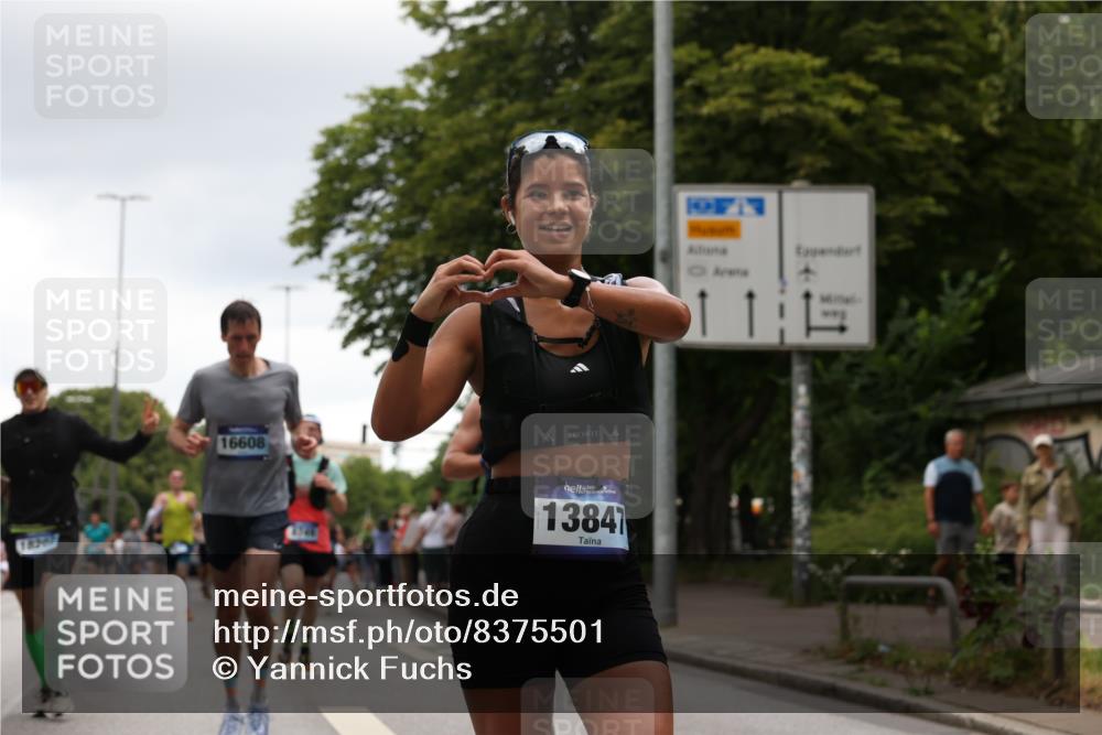 29.06.2025 - hella hamburg halbmarathon Yannick Fuchs http://msf.ph/oto/8375501 29.06.2025 10:54:11 20KM 1019, 1544, 2011, 2091, 2167, 2730, 3169, 3780, 4013, 5272, 7259, 8003, 8509, 8749, 9006, 9434, 10271, 10281, 10301, 11041, 11366, 12422, 12446, 13847, 13993, 14224, 14577, 14823, 15344, 15673, 15901, 16439, 16608, 17825, 18130, 18200, 18202, 18254, 18624, 18701, 19159 meine-sportfotos.de