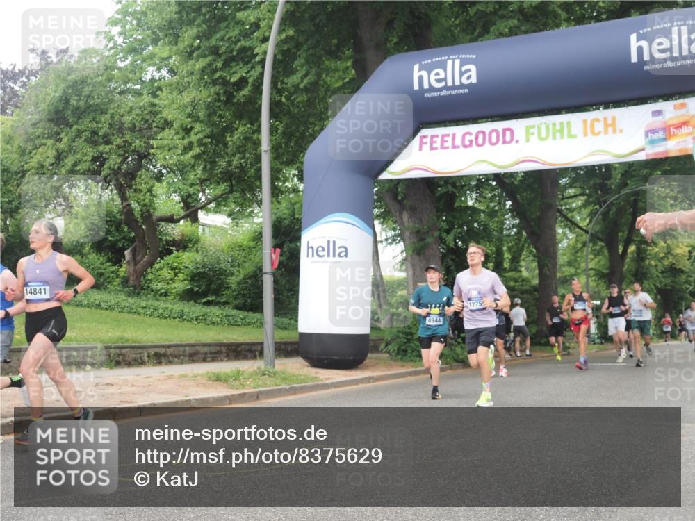 29.06.2025 - hella hamburg halbmarathon KatJ http://msf.ph/oto/8375629 29.06.2025 10:24:23 Zwischen KM18-KM19 1562, 1889, 4944, 5554, 6032 meine-sportfotos.de