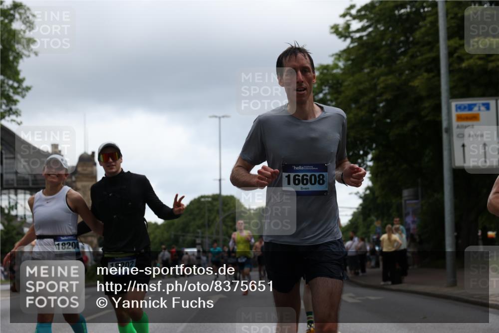 29.06.2025 - hella hamburg halbmarathon Yannick Fuchs http://msf.ph/oto/8375651 29.06.2025 10:54:12 20KM 1019, 1544, 2011, 2091, 2167, 2730, 3169, 3780, 4013, 5272, 7259, 8003, 8509, 8749, 9006, 9434, 10271, 10281, 10301, 11041, 11366, 12422, 12446, 13847, 13993, 14224, 14577, 14823, 15344, 15673, 15901, 16439, 16608, 17825, 18130, 18200, 18202, 18254, 18624, 18701, 19159 meine-sportfotos.de