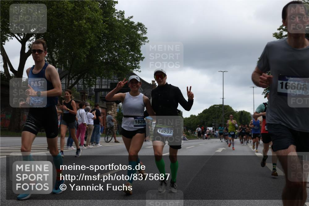 29.06.2025 - hella hamburg halbmarathon Yannick Fuchs http://msf.ph/oto/8375687 29.06.2025 10:54:13 20KM 1019, 1544, 1681, 2011, 2091, 2167, 2730, 3780, 4013, 5272, 7259, 8003, 8509, 8749, 9006, 9434, 10271, 10281, 10301, 11041, 11366, 12422, 12446, 13847, 13993, 14224, 14577, 14823, 15344, 15673, 15901, 16439, 16608, 17825, 18130, 18200, 18202, 18254, 18624, 18701, 19159 meine-sportfotos.de