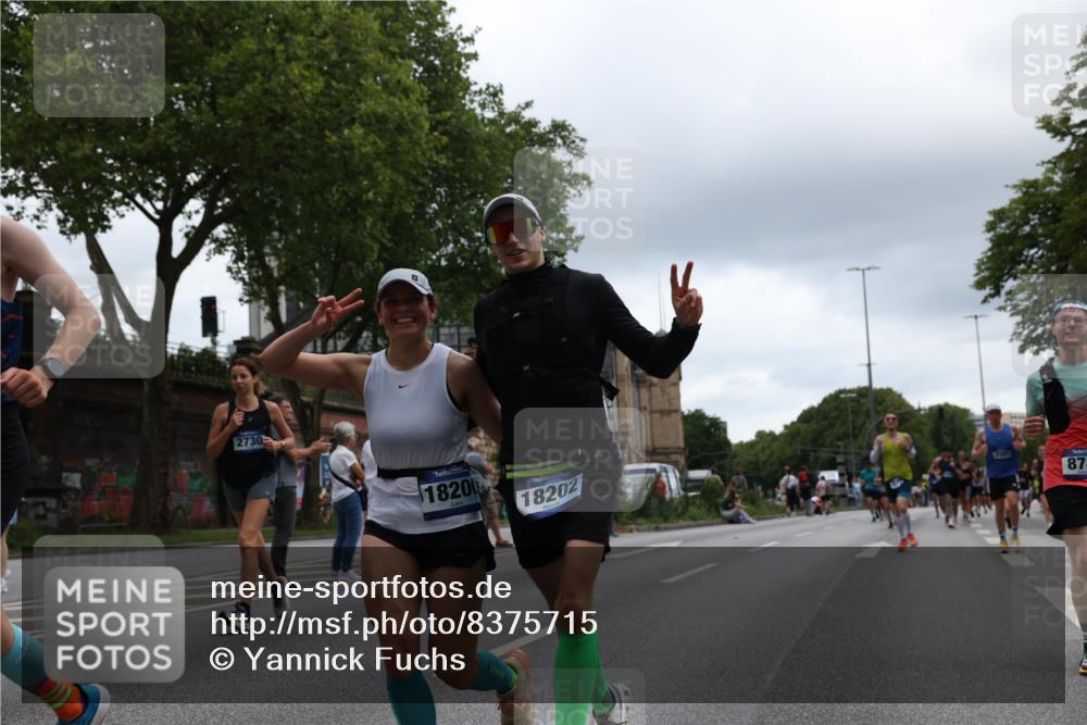 29.06.2025 - hella hamburg halbmarathon Yannick Fuchs http://msf.ph/oto/8375715 29.06.2025 10:54:13 20KM 1019, 1544, 1681, 2011, 2091, 2167, 2730, 3780, 4013, 5272, 7259, 8003, 8509, 8749, 9006, 9434, 10271, 10281, 10301, 11041, 11366, 12422, 12446, 13847, 13993, 14224, 14577, 14823, 15344, 15673, 15901, 16439, 16608, 17825, 18130, 18200, 18202, 18254, 18624, 18701, 19159 meine-sportfotos.de