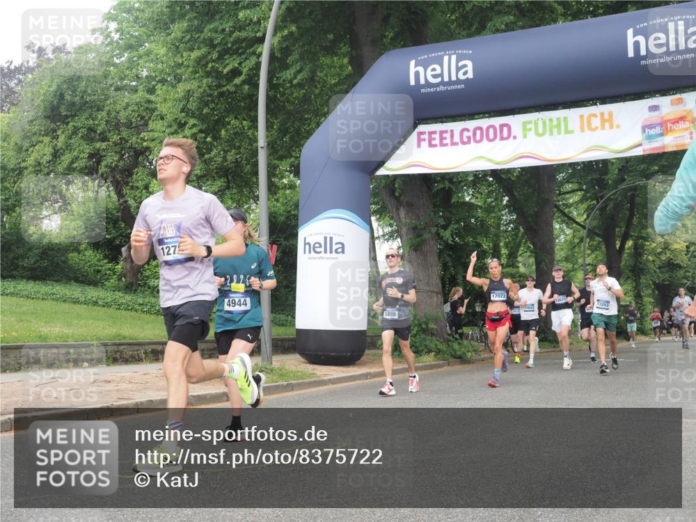 29.06.2025 - hella hamburg halbmarathon KatJ http://msf.ph/oto/8375722 29.06.2025 10:24:24 Zwischen KM18-KM19 1562, 1889, 4944, 5554, 6032 meine-sportfotos.de