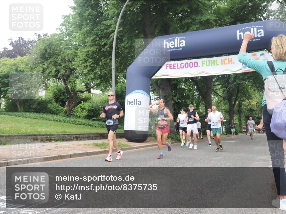 29.06.2025 - hella hamburg halbmarathon KatJ http://msf.ph/oto/8375735 29.06.2025 10:24:25 Zwischen KM18-KM19 1562, 1889, 4944, 5554, 6032 meine-sportfotos.de