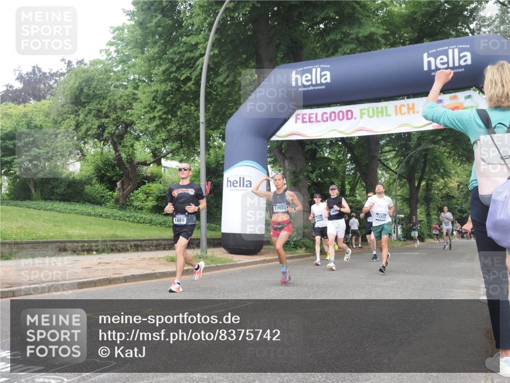 29.06.2025 - hella hamburg halbmarathon KatJ http://msf.ph/oto/8375742 29.06.2025 10:24:25 Zwischen KM18-KM19 1562, 1889, 4944, 5554, 6032 meine-sportfotos.de