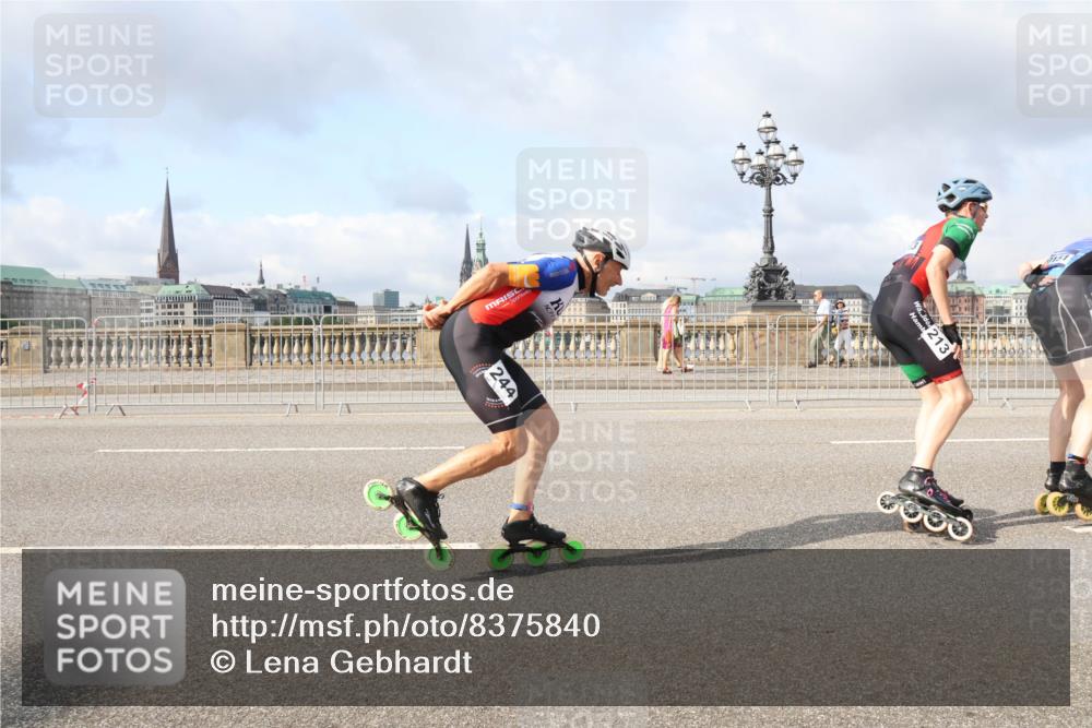29.06.2025 - hella hamburg halbmarathon Lena Gebhardt http://msf.ph/oto/8375840 29.06.2025 08:51:15 Lombardsbrücke 244, 213 meine-sportfotos.de