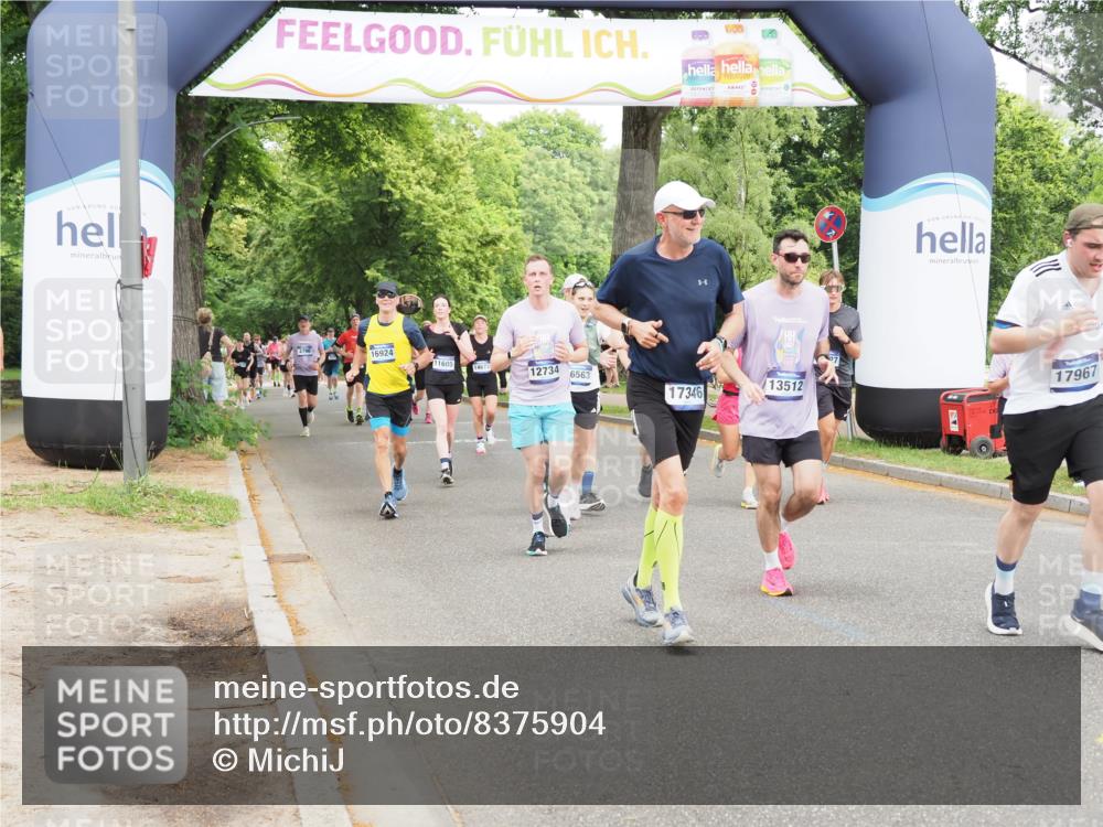 29.06.2025 - hella hamburg halbmarathon MichiJ http://msf.ph/oto/8375904 29.06.2025 10:45:23 Zwischen KM18-KM19 1319, 2159, 4708, 4767, 5084, 6138, 6147, 7189, 11605, 11846, 12734, 12779, 12879, 13407, 13512, 15217, 15434, 16189, 16409, 16563, 16608, 17346, 17967, 18327 meine-sportfotos.de
