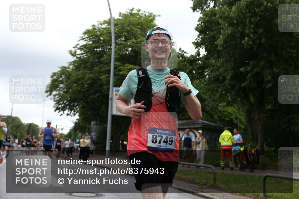 29.06.2025 - hella hamburg halbmarathon Yannick Fuchs http://msf.ph/oto/8375943 29.06.2025 10:54:14 20KM 1019, 1544, 1681, 2011, 2091, 2167, 2363, 2730, 3780, 4013, 5272, 7259, 8003, 8509, 8749, 9006, 9434, 10271, 10281, 10301, 11041, 11366, 12422, 12446, 13847, 13993, 14224, 14577, 14823, 15344, 15673, 15901, 16439, 16608, 17825, 18130, 18200, 18202, 18254, 18624, 18701, 19159 meine-sportfotos.de