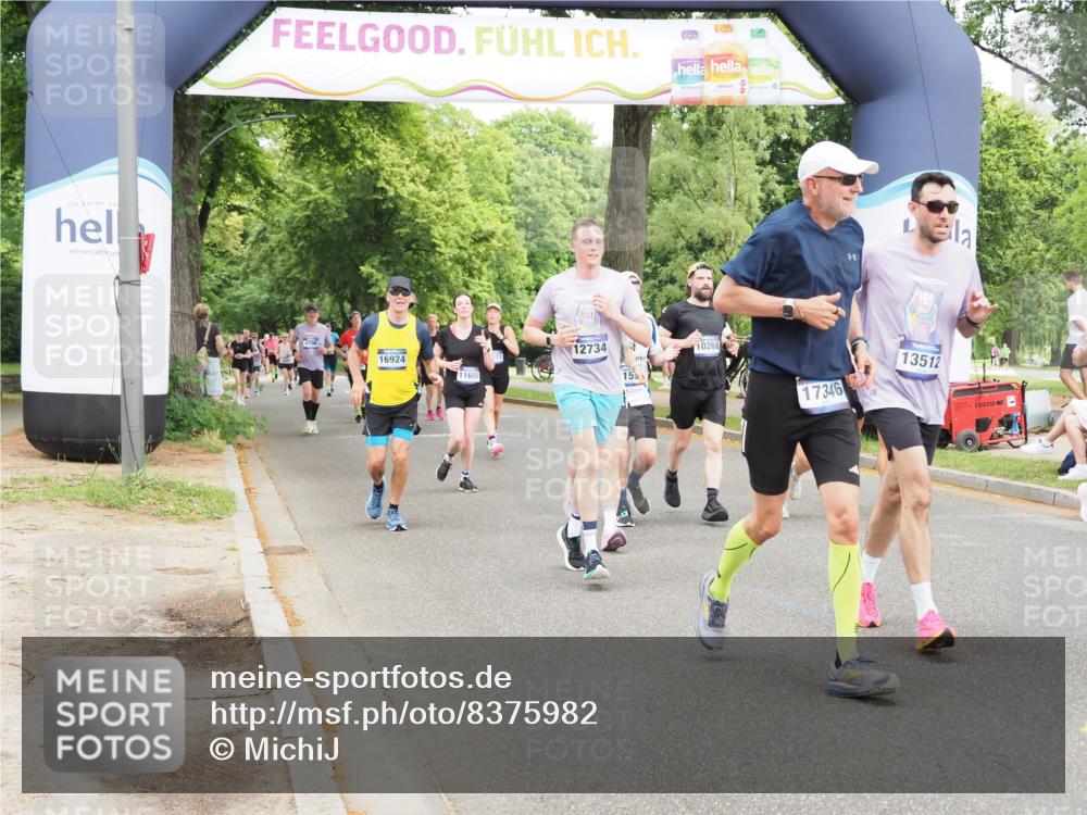 29.06.2025 - hella hamburg halbmarathon MichiJ http://msf.ph/oto/8375982 29.06.2025 10:45:24 Zwischen KM18-KM19 1319, 2159, 4767, 5084, 6138, 7189, 9655, 10268, 11605, 11846, 12734, 12779, 13407, 13512, 14673, 15217, 15434, 16189, 16409, 16563, 16608, 16924, 17346, 17967, 18327 meine-sportfotos.de