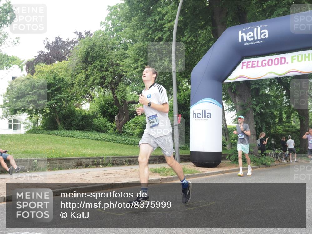 29.06.2025 - hella hamburg halbmarathon KatJ http://msf.ph/oto/8375999 29.06.2025 10:24:31 Zwischen KM18-KM19 1889, 4944 meine-sportfotos.de