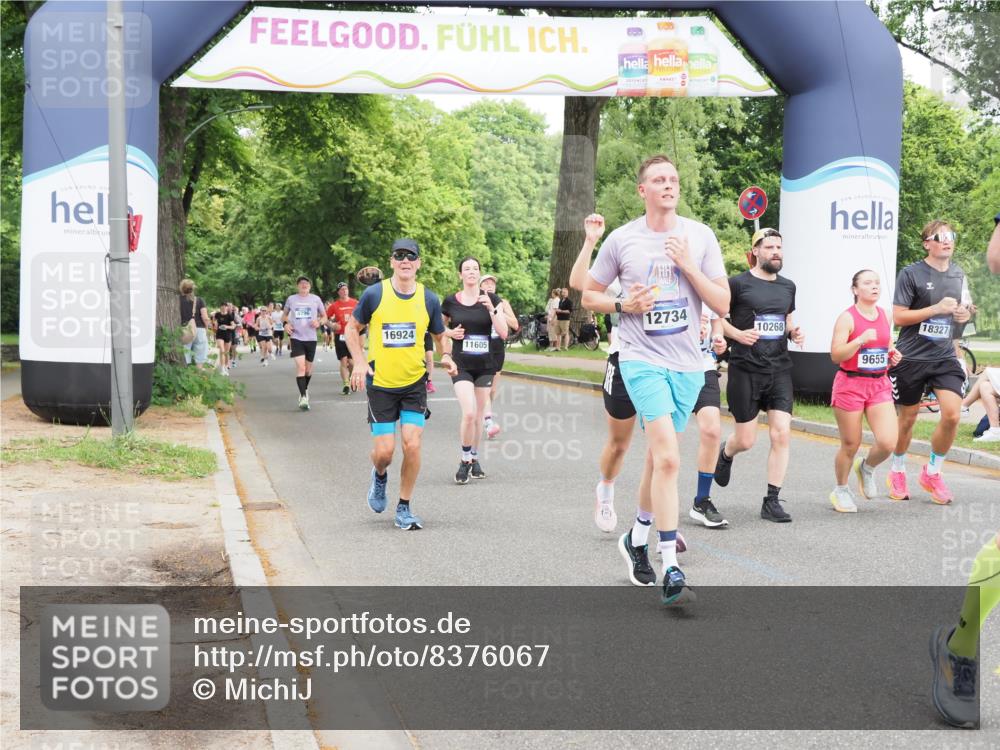 29.06.2025 - hella hamburg halbmarathon MichiJ http://msf.ph/oto/8376067 29.06.2025 10:45:24 Zwischen KM18-KM19 1319, 2159, 4767, 5084, 6138, 7189, 9655, 10268, 11605, 11846, 12734, 12779, 13407, 13512, 14673, 15217, 15434, 16189, 16409, 16563, 16608, 16924, 17346, 17967, 18327 meine-sportfotos.de