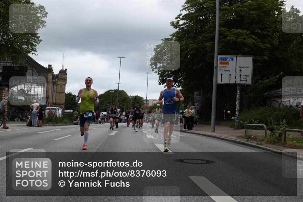 29.06.2025 - hella hamburg halbmarathon Yannick Fuchs http://msf.ph/oto/8376093 29.06.2025 10:54:15 20KM 1019, 1681, 2011, 2091, 2167, 2363, 2730, 3780, 4013, 5272, 7259, 8003, 8509, 8749, 9006, 9434, 10271, 10281, 10301, 11041, 11366, 12422, 12446, 13488, 13847, 13993, 14224, 14577, 14823, 15344, 15901, 16439, 16608, 17491, 17825, 18130, 18200, 18202, 18254, 18624, 18701, 19159 meine-sportfotos.de