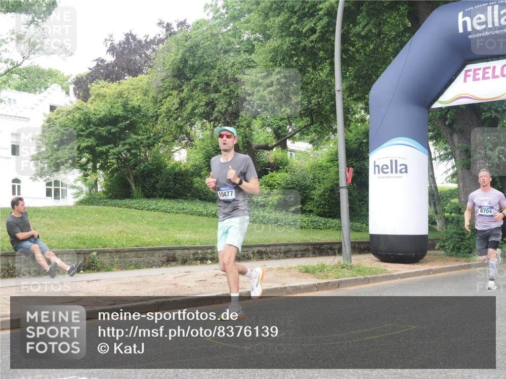 29.06.2025 - hella hamburg halbmarathon KatJ http://msf.ph/oto/8376139 29.06.2025 10:24:33 Zwischen KM18-KM19  meine-sportfotos.de