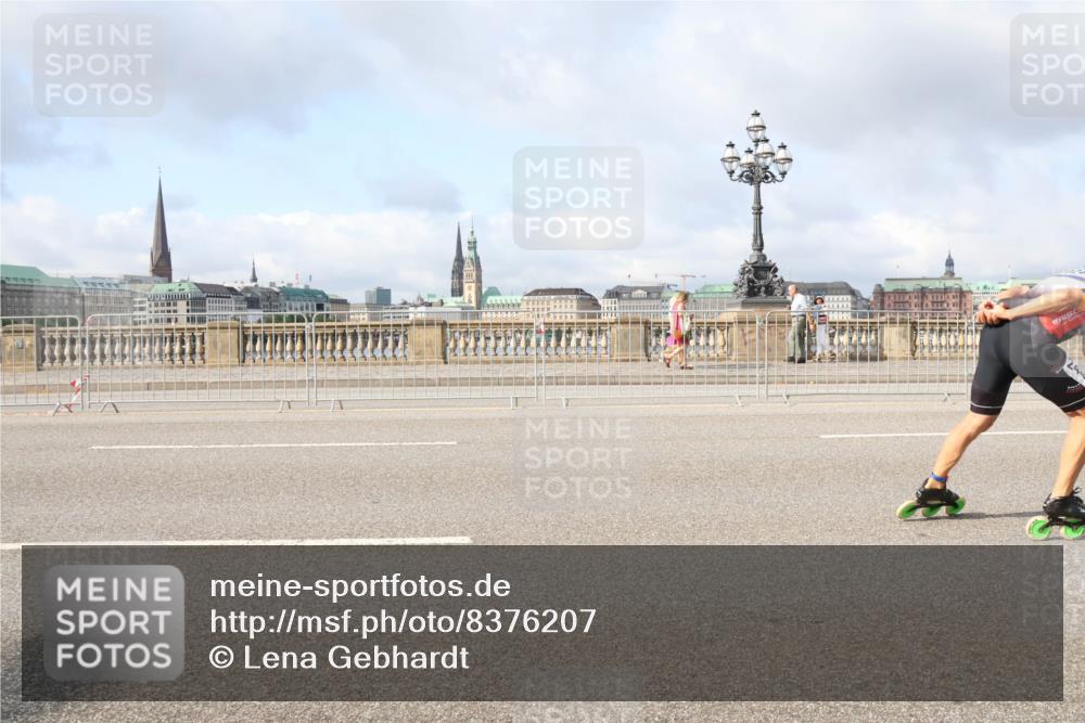 29.06.2025 - hella hamburg halbmarathon Lena Gebhardt http://msf.ph/oto/8376207 29.06.2025 08:51:16 Lombardsbrücke  meine-sportfotos.de