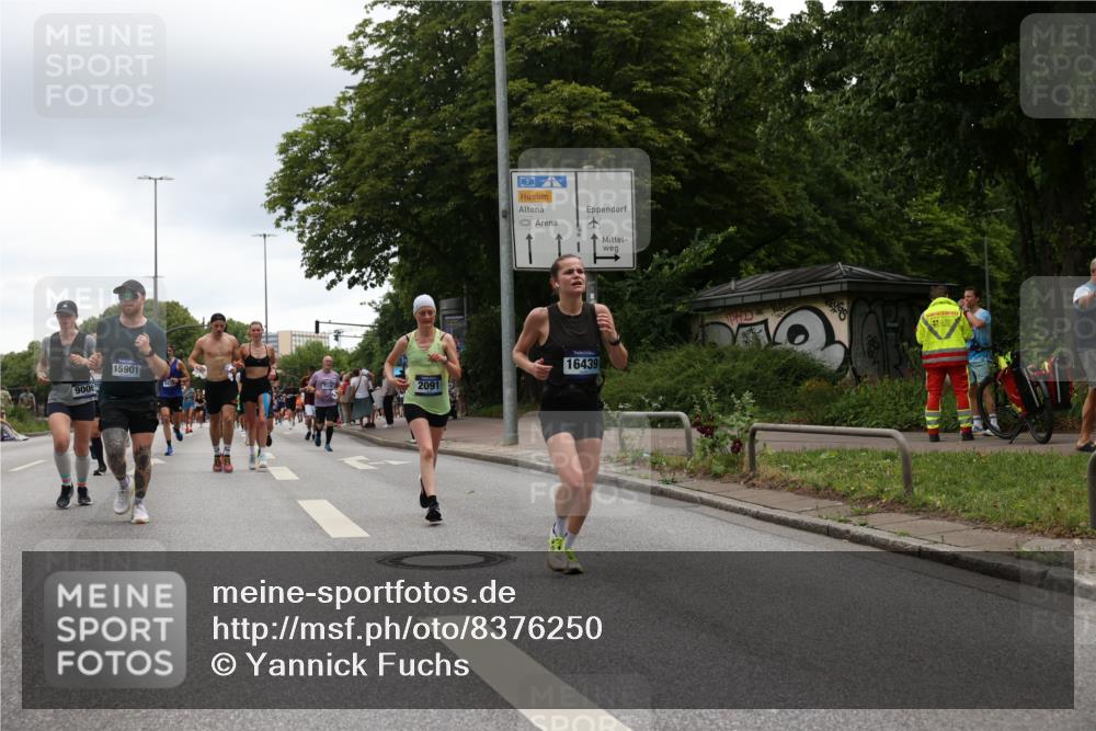 29.06.2025 - hella hamburg halbmarathon Yannick Fuchs http://msf.ph/oto/8376250 29.06.2025 10:54:19 20KM 1681, 2011, 2091, 2167, 2363, 2730, 4013, 5272, 6309, 8003, 8191, 8509, 8749, 9006, 9434, 10271, 10576, 11041, 11366, 11753, 11937, 13488, 13847, 13993, 14224, 14429, 14577, 14823, 15344, 15901, 16439, 16608, 17491, 17825, 18029, 18200, 18202, 18254, 18701, 19159 meine-sportfotos.de