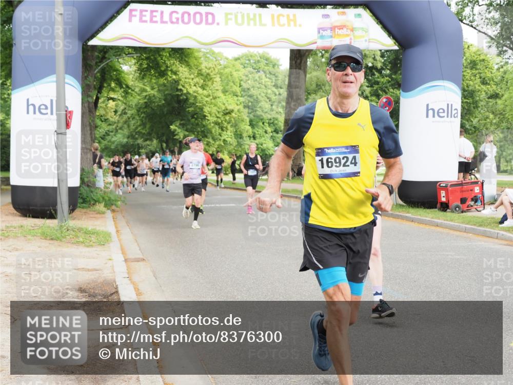 29.06.2025 - hella hamburg halbmarathon MichiJ http://msf.ph/oto/8376300 29.06.2025 10:45:26 Zwischen KM18-KM19 2159, 4767, 7189, 9655, 10268, 11605, 12734, 12779, 13512, 14673, 16409, 16563, 16924, 17346, 17967, 18327 meine-sportfotos.de