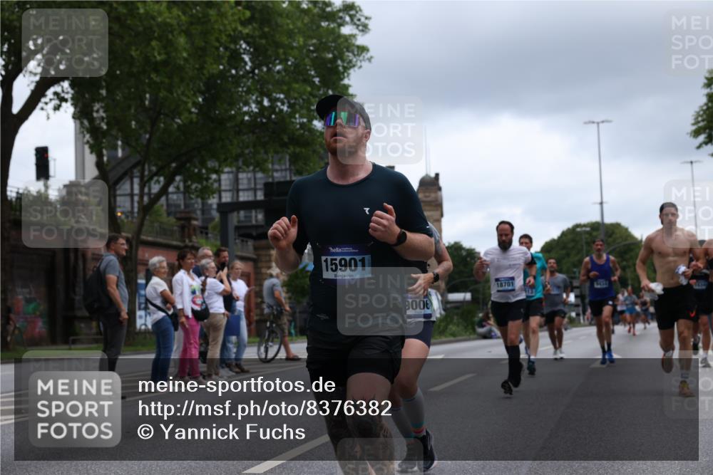 29.06.2025 - hella hamburg halbmarathon Yannick Fuchs http://msf.ph/oto/8376382 29.06.2025 10:54:21 20KM 1681, 2011, 2091, 2167, 2363, 2730, 4013, 6309, 8003, 8191, 8422, 8509, 9006, 9434, 10576, 11041, 11366, 11753, 11937, 13488, 14224, 14429, 14577, 15344, 15901, 16439, 17491, 17825, 17899, 18029, 18063, 18200, 18202, 18254, 18701, 19159, 19246 meine-sportfotos.de