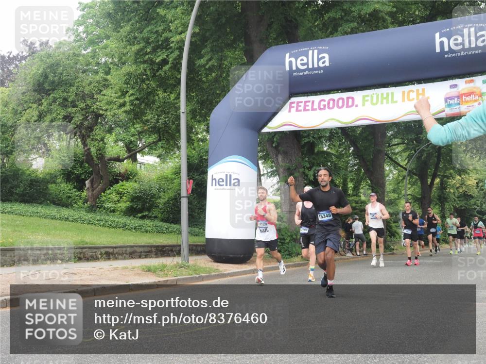 29.06.2025 - hella hamburg halbmarathon KatJ http://msf.ph/oto/8376460 29.06.2025 10:24:36 Zwischen KM18-KM19 6704 meine-sportfotos.de