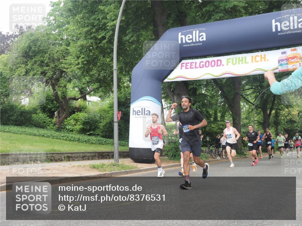 29.06.2025 - hella hamburg halbmarathon KatJ http://msf.ph/oto/8376531 29.06.2025 10:24:37 Zwischen KM18-KM19 6704 meine-sportfotos.de
