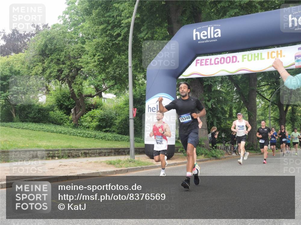 29.06.2025 - hella hamburg halbmarathon KatJ http://msf.ph/oto/8376569 29.06.2025 10:24:37 Zwischen KM18-KM19 6704 meine-sportfotos.de